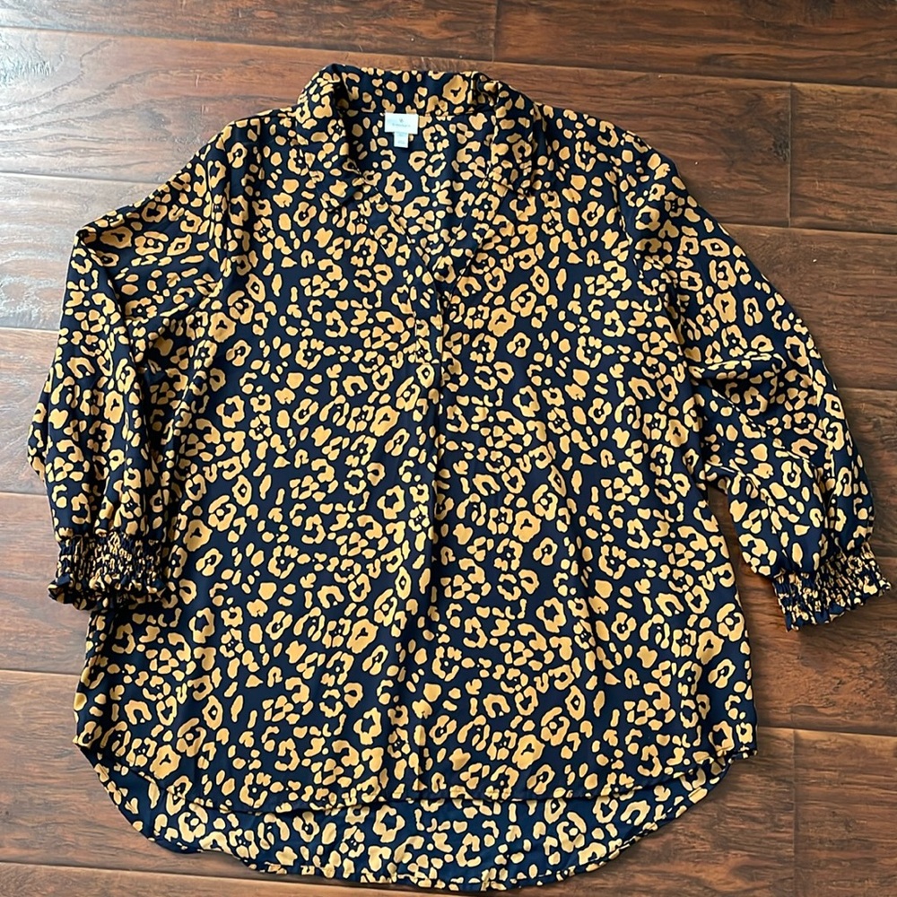 Women’s blouse